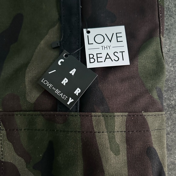 Love Thy Beast- Waxed Camouflage Canvas Pet Tote Bag - Picture 3 of 11